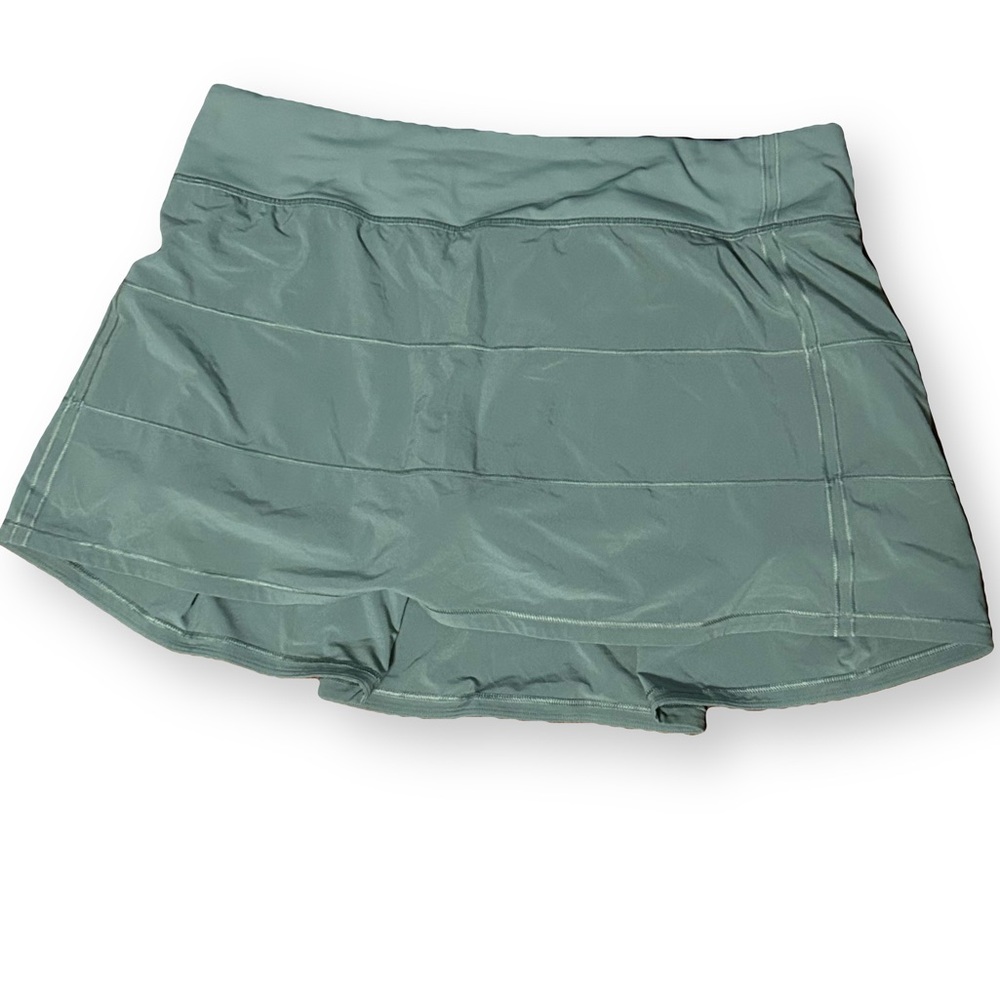 Lululemon / Pace Rival Mid-Rise Skirt size 12 Tall in Green or Hazy Jade